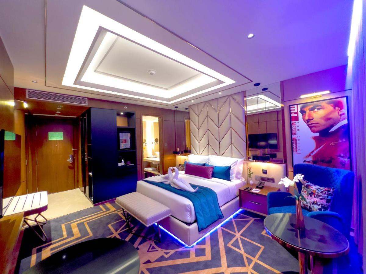 Planet Hollywood Thane Ngoại thất bức ảnh